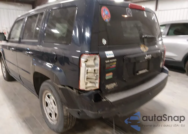 1C4NJPBA5GD687870: 44182564