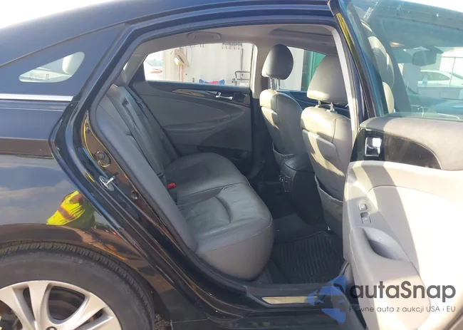 5NPEC4AC5DH520586: 44182650