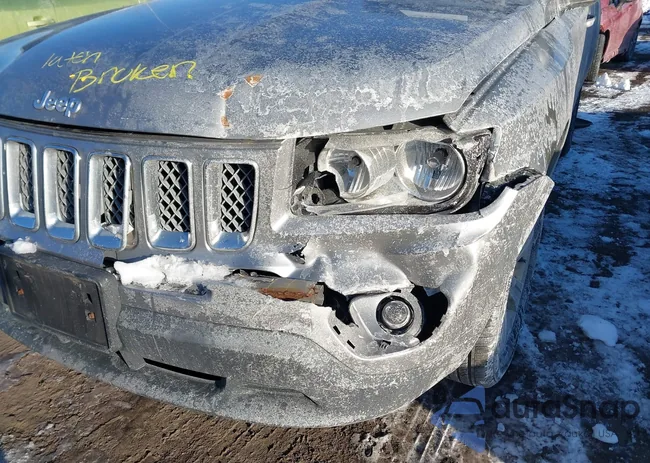 1C4NJDEB7FD371033: 44182703