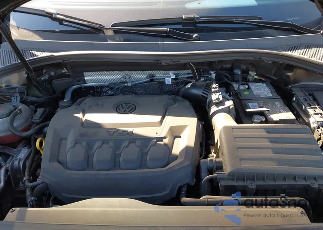 3VVCB7AX5RM115653: 44182797