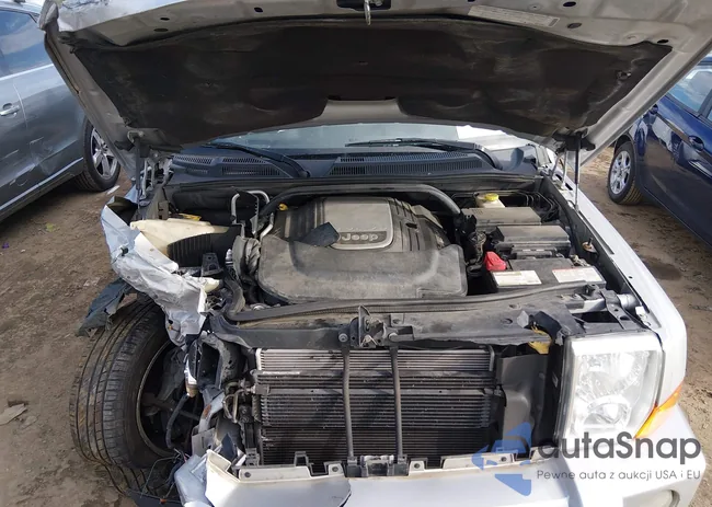 1J8HG68268C215294: 44182805