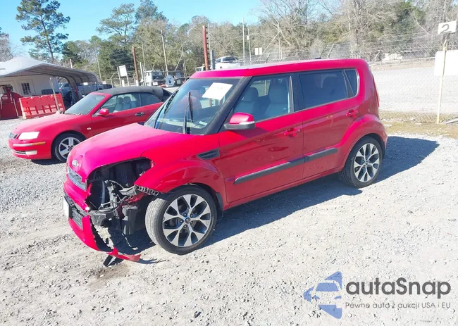 KNDJT2A60D7625716: 44182813