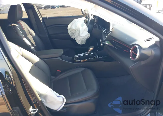 KL77LJEP7SC137162: 44182840