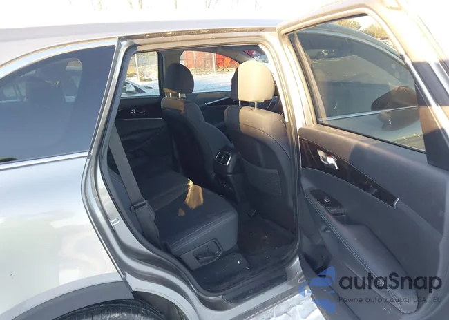 5XYPGDA56KG556404: 44182862