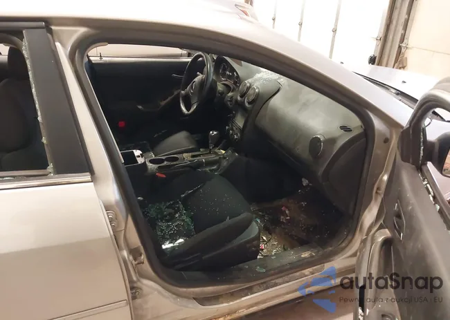 1G2ZH57N284212910: 44182940