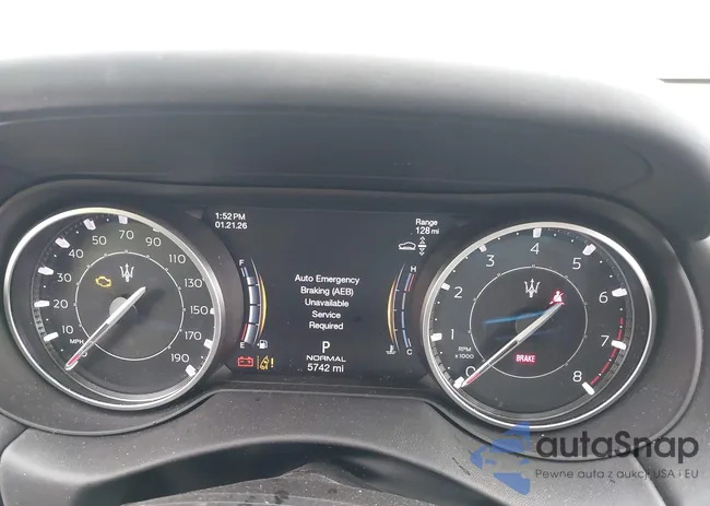 ZN661YUM9PX413716: 44182031