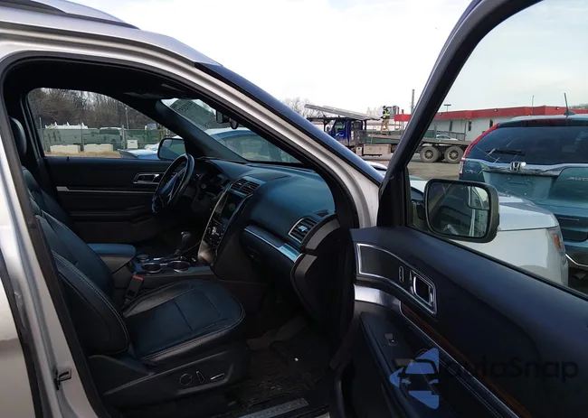 1FM5K8F84JGC16210: 44182057