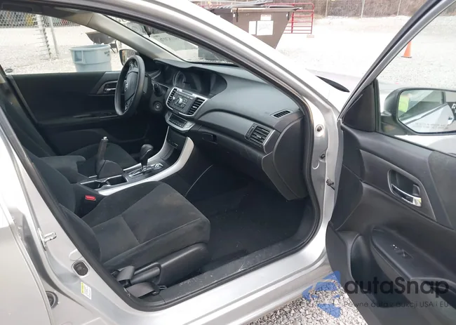 1HGCR2F37DA024491: 44182076