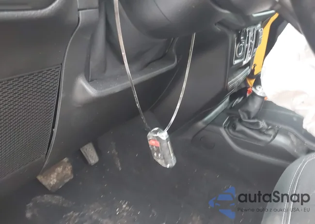 1C4HJXDN2MW569384: 44182142