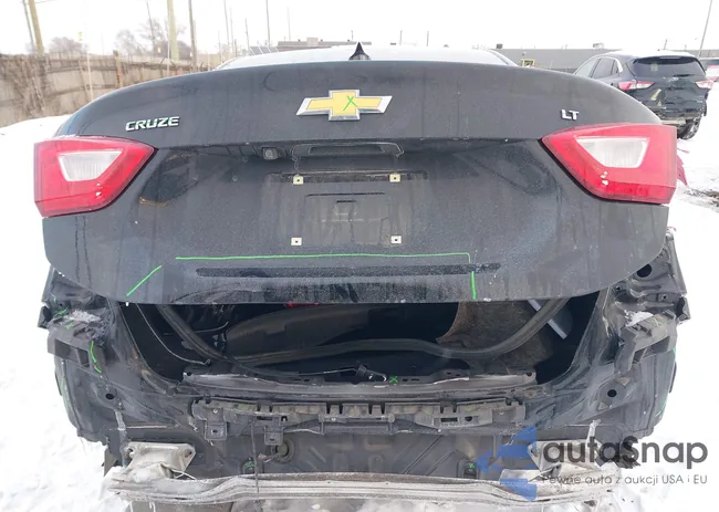 1G1BE5SM6J7107093: 44182161