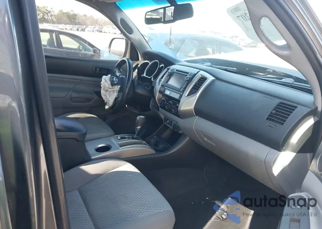 5TFJX4GN9DX026859: 44182207