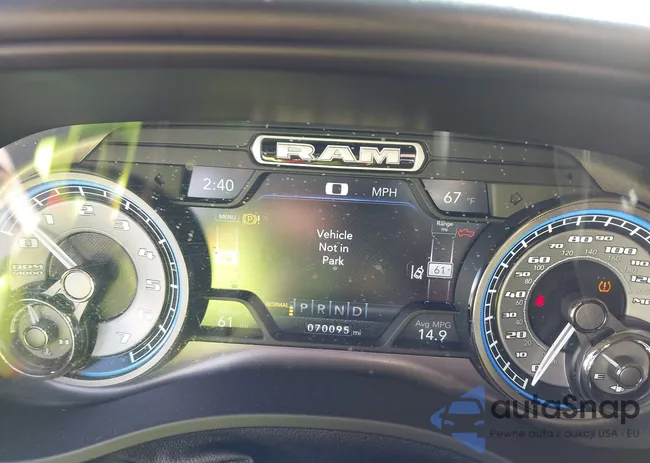 1C6RREHT9KN582489: 44182309