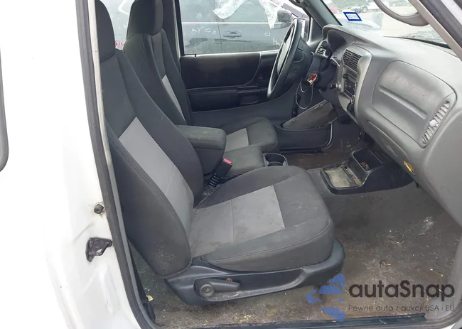 1FTYR14U78PA51610: 44182316