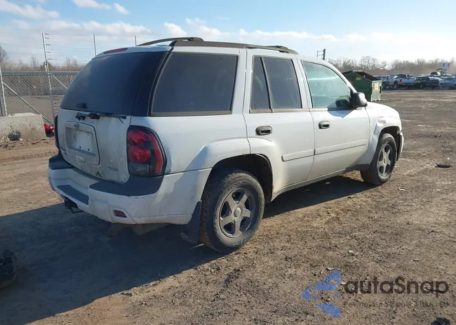 1GNDT13S562254464: 44183409