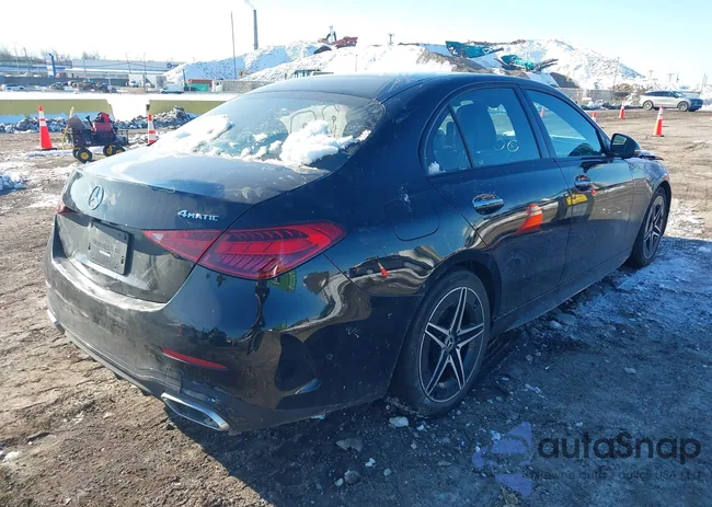 W1KAF4HB3RR164809: 44183413