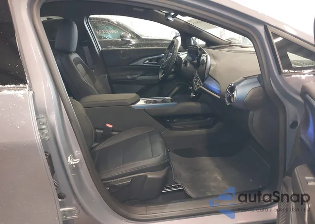 3GN7DNRR2SS204707: 44183415