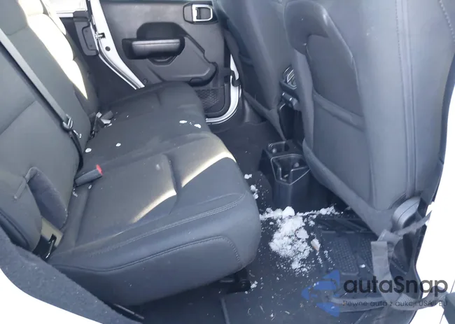 1C4HJXDN0LW226460: 44183461