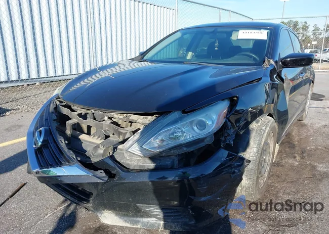 1N4AL3AP4JC121628: 44183508