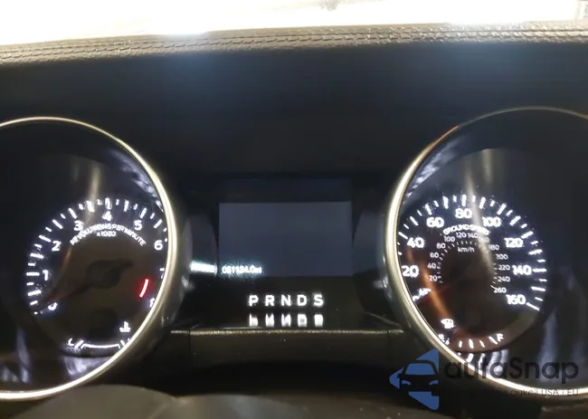 1FA6P8CF0M5104183: 44183575