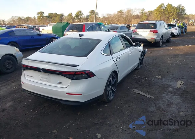 1HGCY2F52RA056972: 44183650