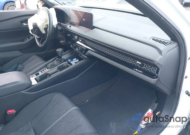 1HGCY2F52RA056972: 44183650