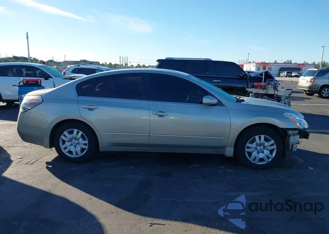 1N4AL2AP9AC104950: 44183653