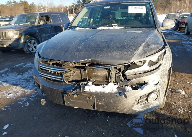 WVGBV7AX9FW537014: 44183862