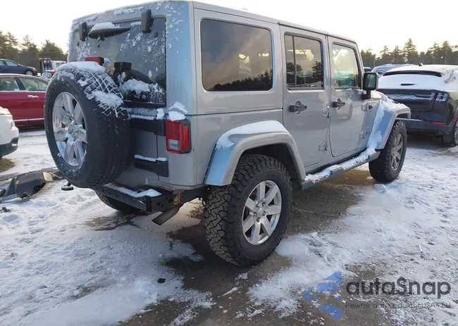 1C4BJWEG5GL148409: 44183885