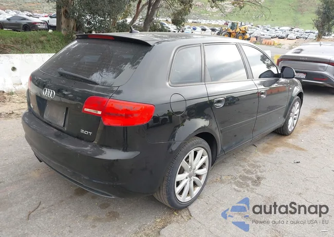 WAUBEAFM8AA131616: 44183895