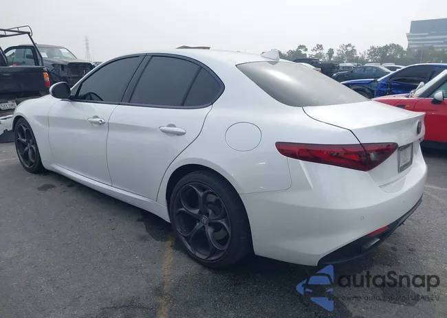 ZARFAECNXJ7564913: 44183923