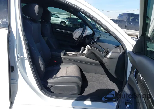 1HGCV1F34NA120781: 44183969