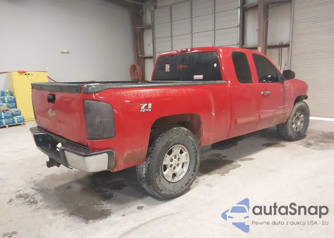 1GCSKSE37AZ273435: 44183970