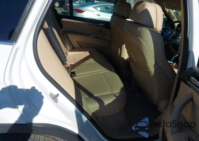 5UXZV4C52D0G51712: 44183074