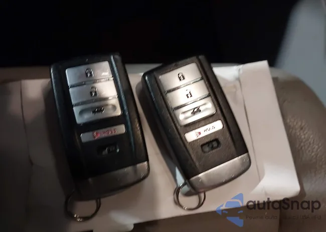 19UDE2F46JA004933: 44183295