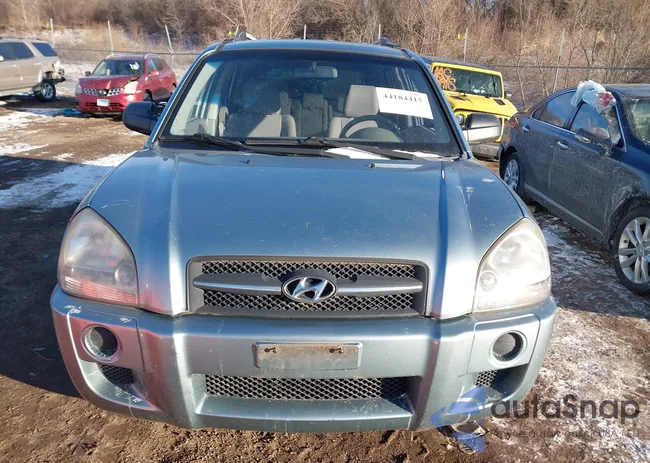 KM8JM12BX8U814329: 44184415