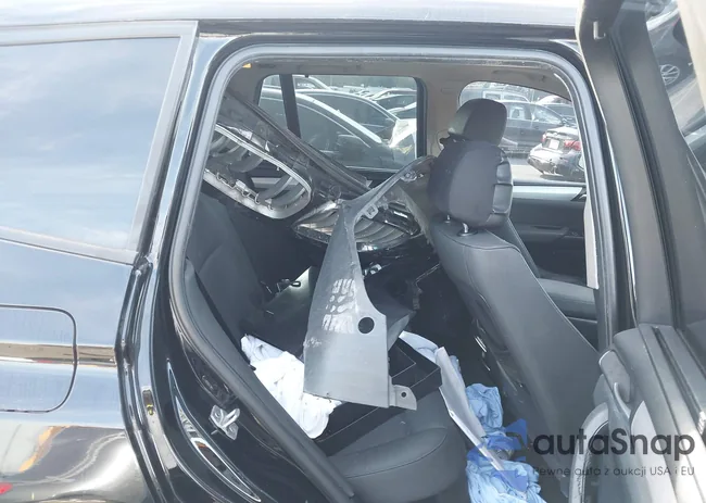 5UXWZ7C36H0X43142: 44184482