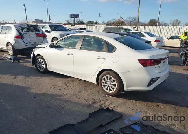 3KPF24AD7ME377564: 44184500