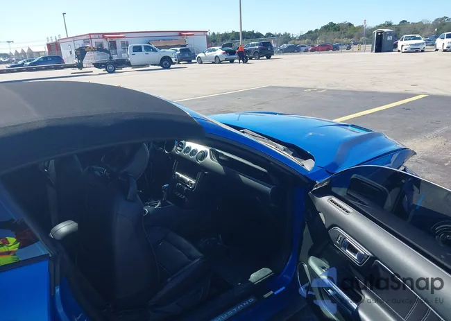 1FATP8UD1M5143428: 44184555