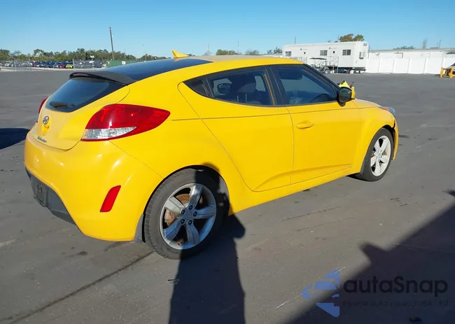 KMHTC6AD1EU200406: 44184570