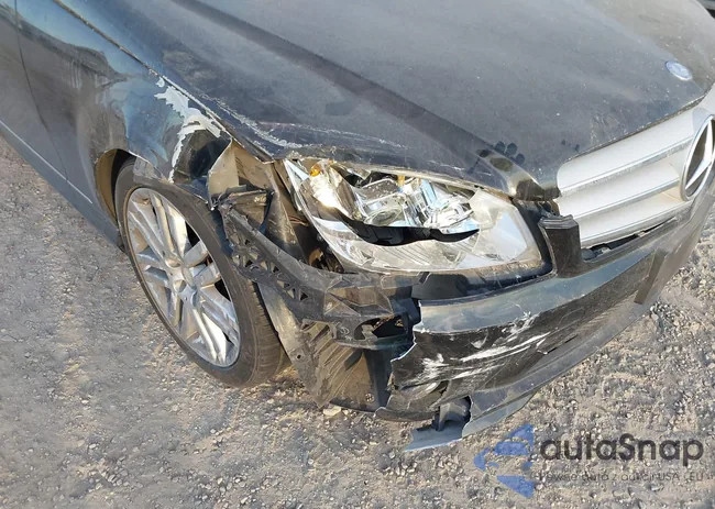 WDDGF54X28R037596: 44184576