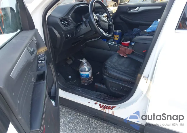 1FMCU9JA5PUA63493: 44184603