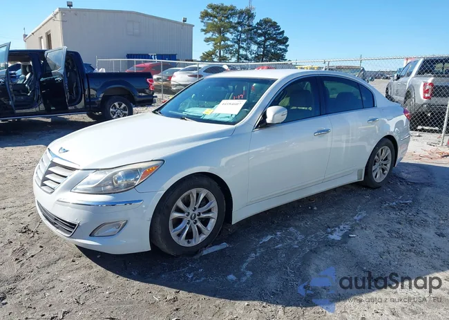 KMHGC4DD7CU177261: 44184607