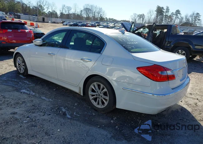 KMHGC4DD7CU177261: 44184607