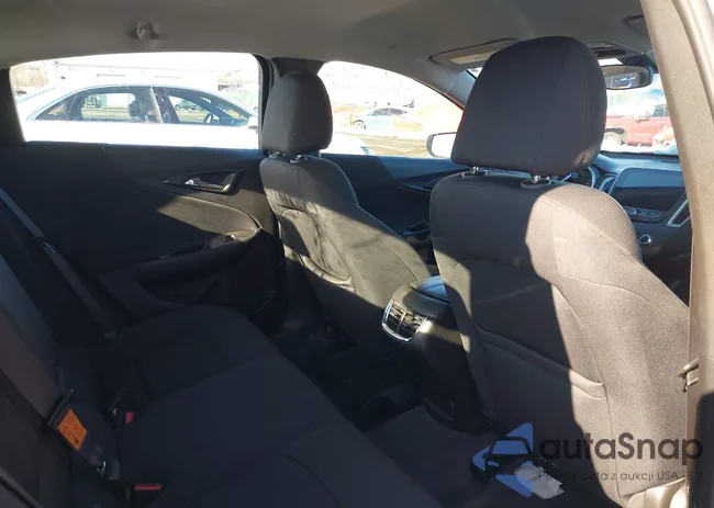 1G1ZD5ST5NF193467: 44184632