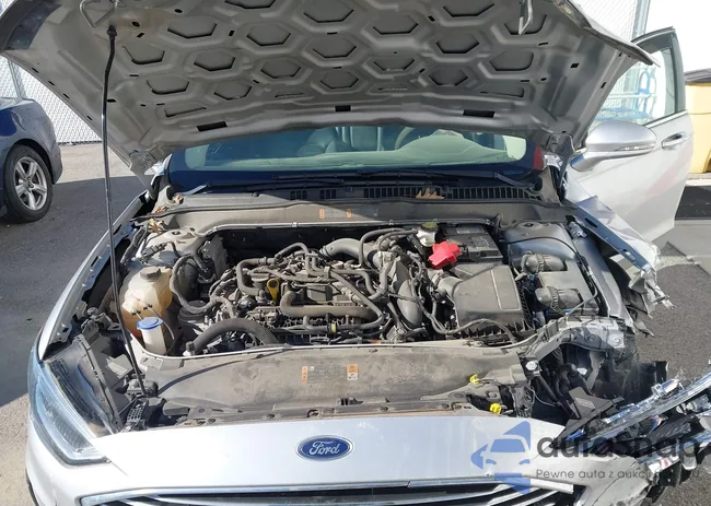 3FA6P0CD1KR219904: 44184668