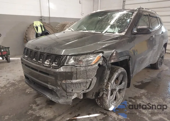 3C4NJDAB2JT200764: 44184696