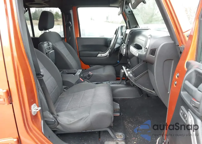 1J4BA5H10BL506780: 44184760