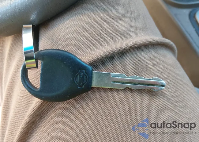 3N1CB51D6YL329079: 44184792