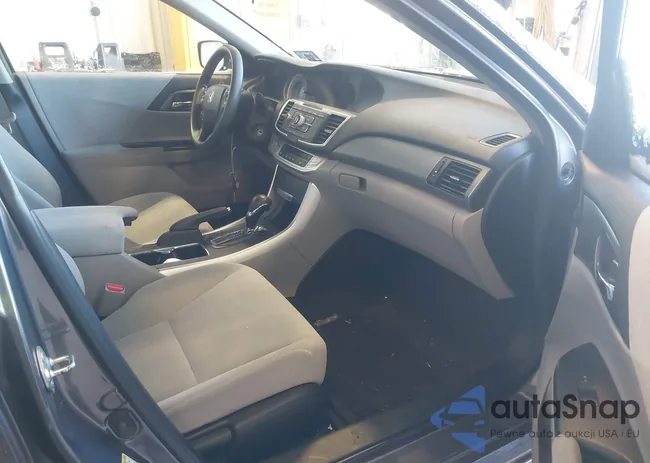 1HGCR2F33DA022043: 44184793