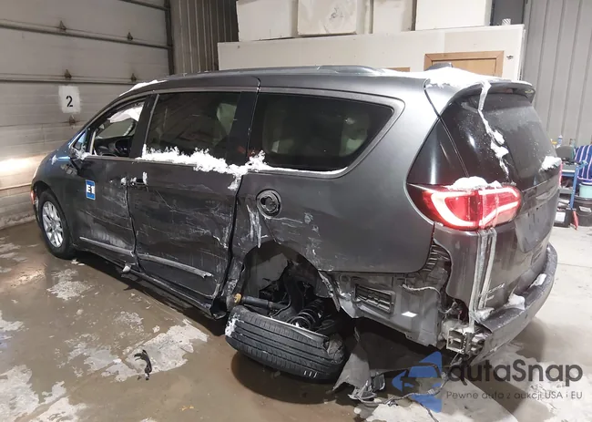 2C4RC1BG0LR113729: 44184812